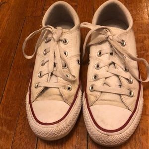 Converse Chuck Taylor Madison Low Top Sneaker